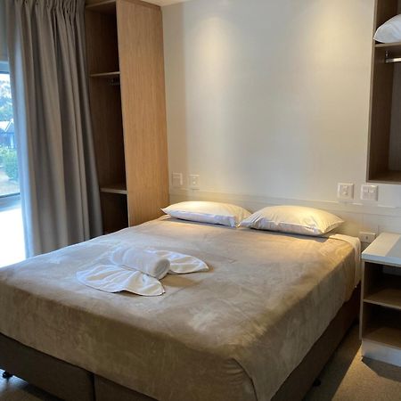 Lake Tinaroo Holiday Park מראה חיצוני תמונה