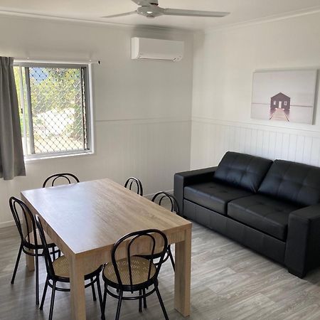 Lake Tinaroo Holiday Park מראה חיצוני תמונה