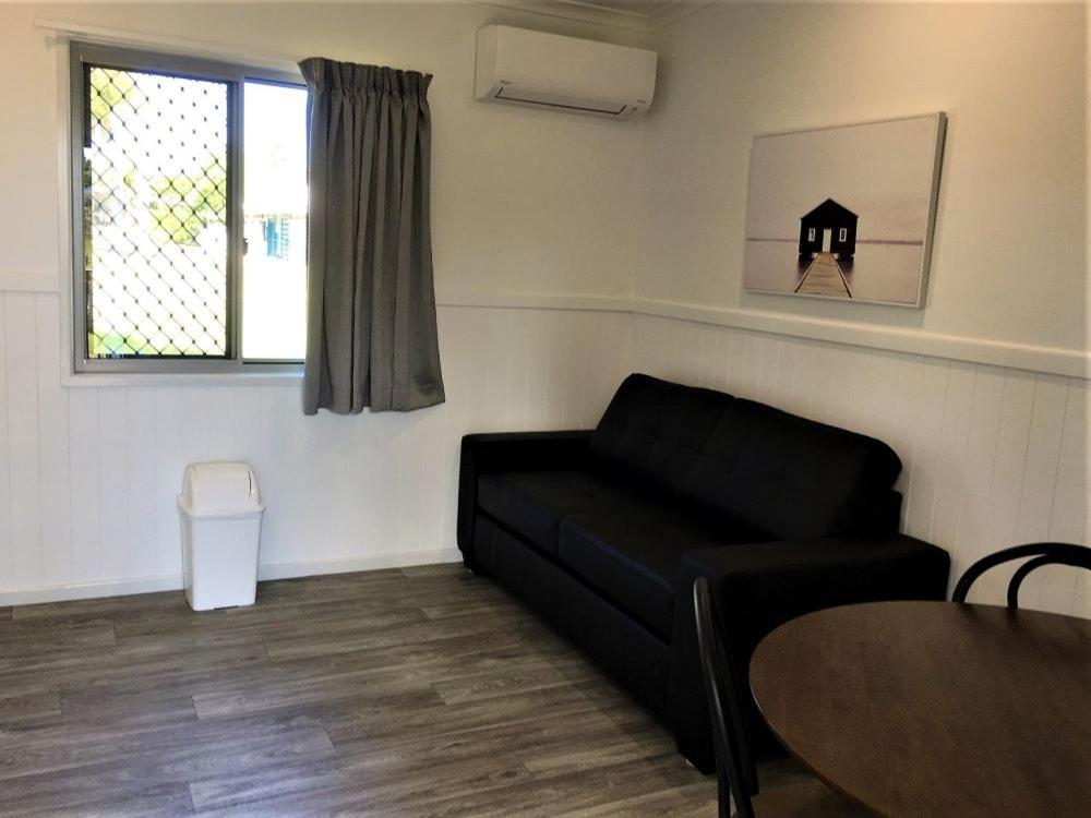 Lake Tinaroo Holiday Park מראה חיצוני תמונה