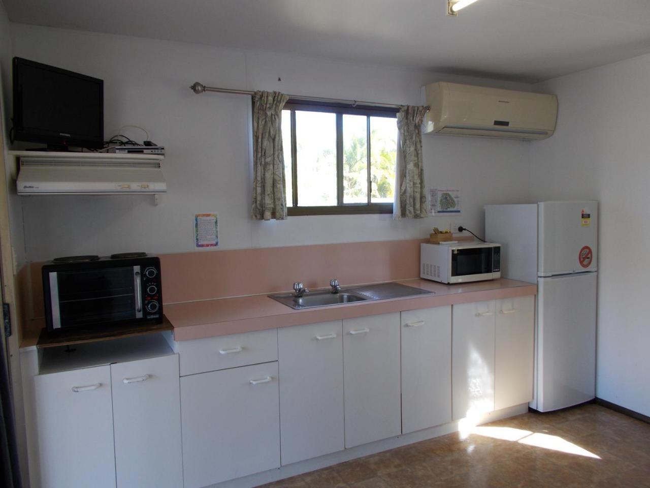 Lake Tinaroo Holiday Park מראה חיצוני תמונה